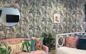 A Vibrant Retreat Near Naples Beach - Naples, Florida