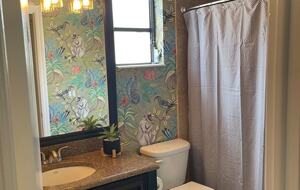 A Vibrant Retreat Near Naples Beach - Naples, Florida