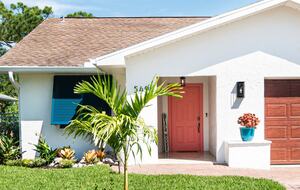 A Vibrant Retreat Near Naples Beach - Naples, Florida