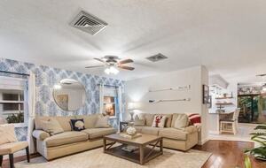 Villa Costa-- NAPLES Florida- Walk to Beach House - Naples, Florida