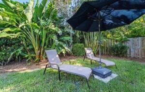 Villa Costa-- NAPLES Florida- Walk to Beach House - Naples, Florida