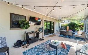 Villa Costa-- NAPLES Florida- Walk to Beach House - Naples, Florida