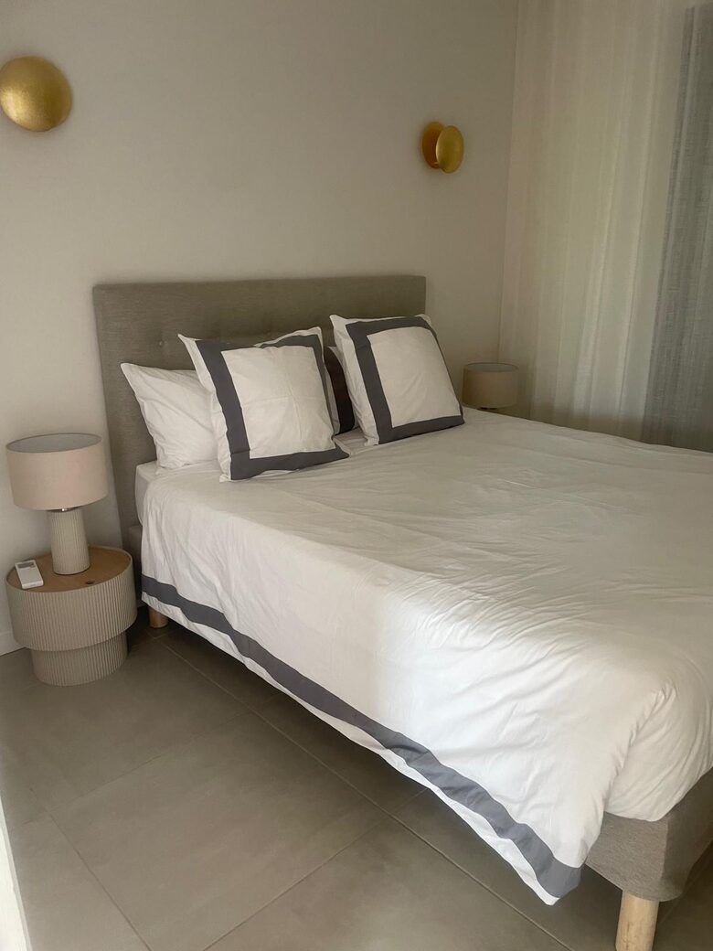 Villa Marsanne | Elegant Private Estate with Panoramic Bay Views - Cap D'Antibes, France