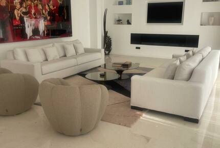 Villa Marsanne | Elegant Private Estate with Panoramic Bay Views - Cap D'Antibes, France