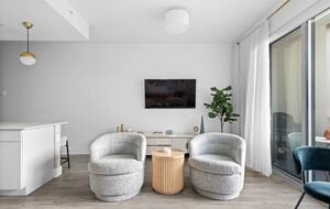 Peaceful Poolside Retreat by the Bay - Sarasota, Florida