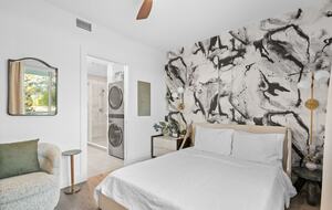 Peaceful Poolside Retreat by the Bay - Sarasota, Florida