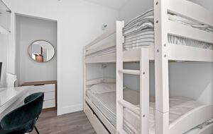 Peaceful Poolside Retreat by the Bay - Sarasota, Florida