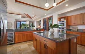 Ultra-Luxury Living on the Kona Coast - Kealakekua, Hawaii