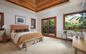 Ultra-Luxury Living on the Kona Coast - Kealakekua, Hawaii