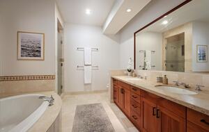 Ultra-Luxury Living on the Kona Coast - Kealakekua, Hawaii