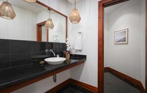 Ultra-Luxury Living on the Kona Coast - Kealakekua, Hawaii