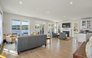 The Boathouse Theater Residence - Boothbay Harbor, Maine