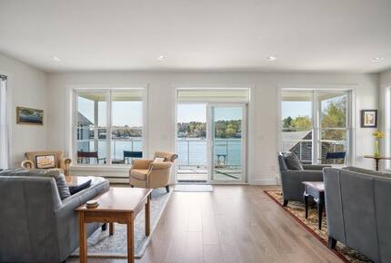 The Boathouse Theater Residence - Boothbay Harbor, Maine