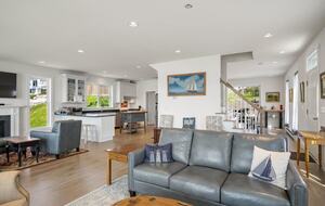 The Boathouse Theater Residence - Boothbay Harbor, Maine