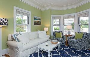 Charming Cottage Escape in the Heart of Nantucket - Nantucket, Massachusetts