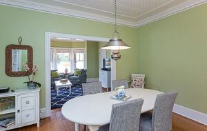 Charming Cottage Escape in the Heart of Nantucket - Nantucket, Massachusetts