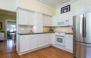 Charming Cottage Escape in the Heart of Nantucket - Nantucket, Massachusetts