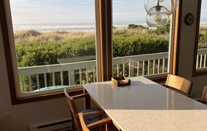 Cozy Coastal Retreat at Rockaway Beach - Rockaway Beach, Oregon