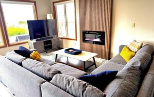 Cozy Coastal Retreat at Rockaway Beach - Rockaway Beach, Oregon