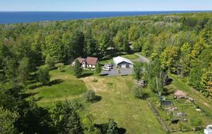 Relaxed Country Living Minutes from Lake Superior - L'Anse, Michigan