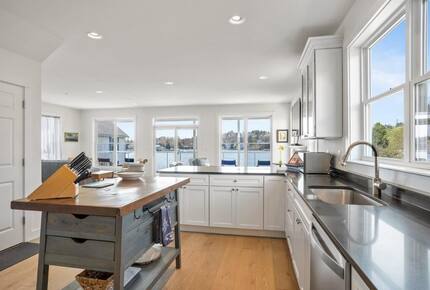 The Boathouse Theater Residence - Boothbay Harbor, Maine