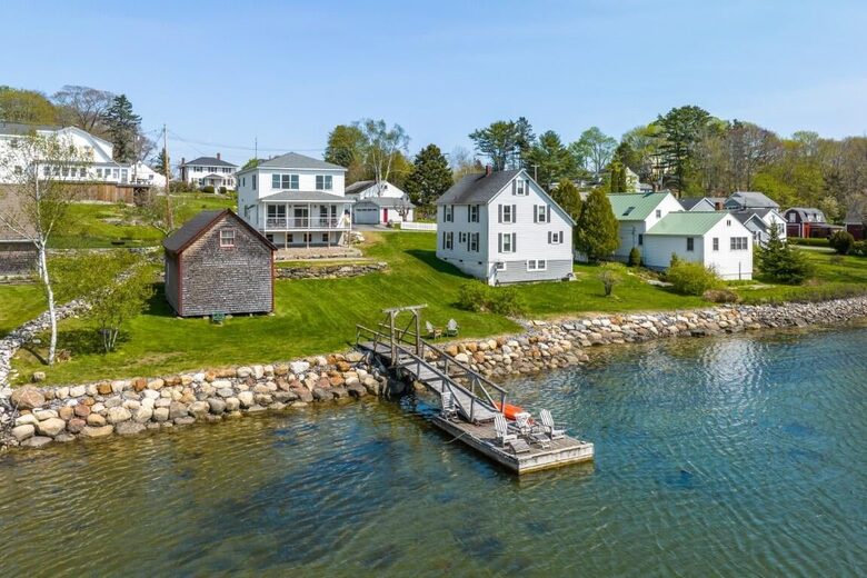 The Boathouse Theater Residence - Boothbay Harbor, Maine