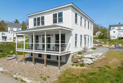 The Boathouse Theater Residence - Boothbay Harbor, Maine