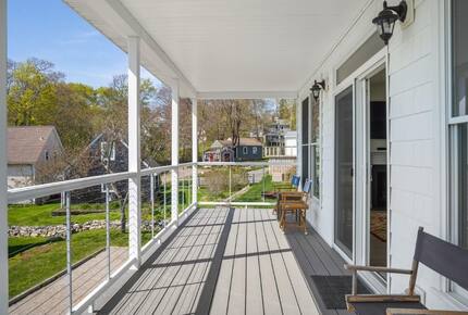 The Boathouse Theater Residence - Boothbay Harbor, Maine