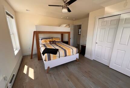 The Boathouse Theater Residence - Boothbay Harbor, Maine