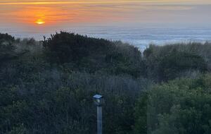 Cozy Coastal Retreat at Rockaway Beach - Rockaway Beach, Oregon