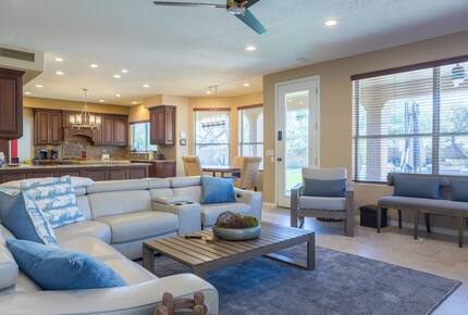 Desert Oasis with Pool, Spa, Putting Green & Pickleball - Phoenix, Arizona