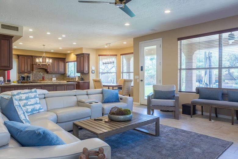 Desert Oasis with Pool, Spa, Putting Green & Pickleball - Phoenix, Arizona