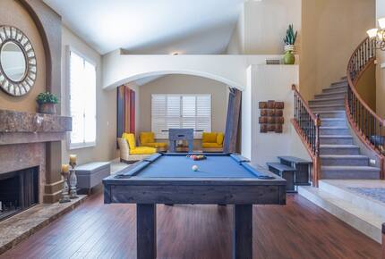 Desert Oasis with Pool, Spa, Putting Green & Pickleball - Phoenix, Arizona