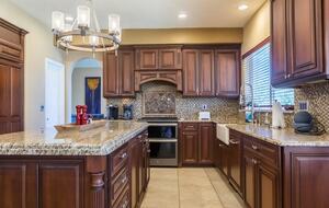 Desert Oasis with Pool, Spa, Putting Green & Pickleball - Phoenix, Arizona