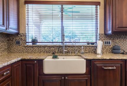Desert Oasis with Pool, Spa, Putting Green & Pickleball - Phoenix, Arizona