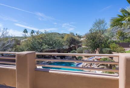 Desert Oasis with Pool, Spa, Putting Green & Pickleball - Phoenix, Arizona