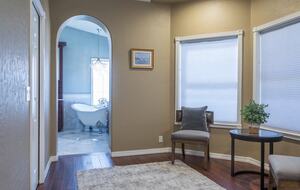 Desert Oasis with Pool, Spa, Putting Green & Pickleball - Phoenix, Arizona