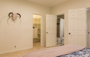 Desert Oasis with Pool, Spa, Putting Green & Pickleball - Phoenix, Arizona