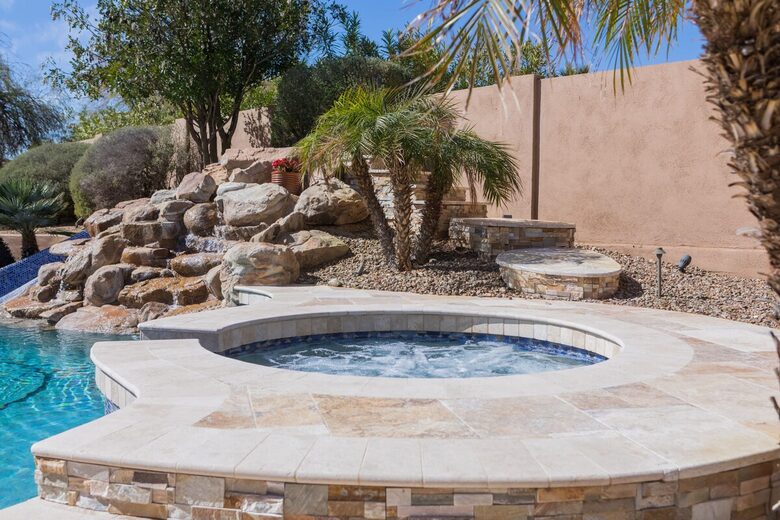 Desert Oasis with Pool, Spa, Putting Green & Pickleball - Phoenix, Arizona
