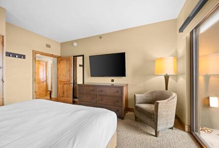 Ground-Level Condo in Park City’s Canyons Village with Panoramic Vistas - Park City, Utah