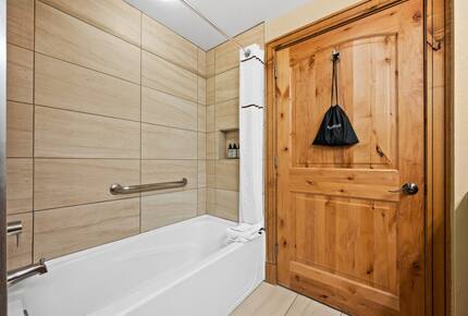 Ground-Level Condo in Park City’s Canyons Village with Panoramic Vistas - Park City, Utah