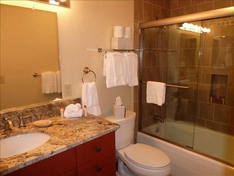 Jackson Hole Alpine Escape Ski in/ Ski & Resort Access - Wilson, Wyoming