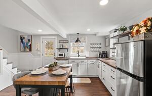 bright and sunny kitchen