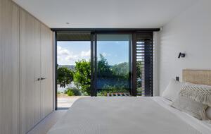 Guest Bedroom with Queen bed