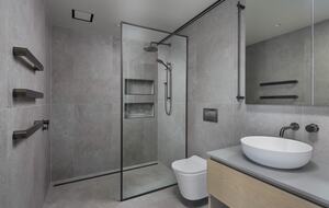 Master Ensuite