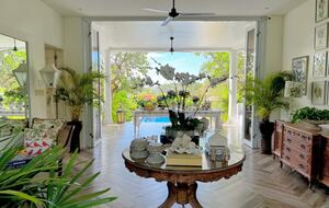 Villa La Nuvola, a seaside sanctuary. - Manila (Greater Manila), Philippines