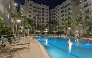 Charming Coastal Retreat in the Heart of West Palm Beach - West Palm Beach, Florida