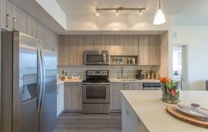 Charming Coastal Retreat in the Heart of West Palm Beach - West Palm Beach, Florida