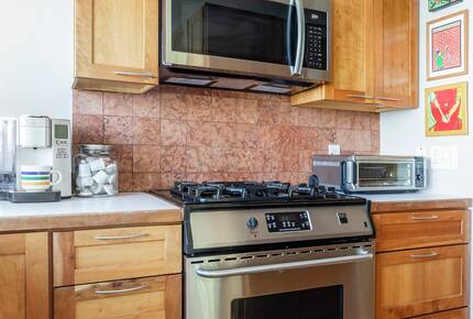 Architectural Lakefront Haven with Panoramic Views - South Burlington, Vermont