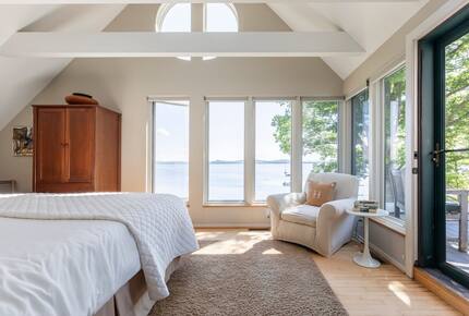 Architectural Lakefront Haven with Panoramic Views - South Burlington, Vermont